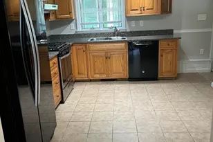 7 Heidi Ln, Billerica, MA 01821 - Photo 8