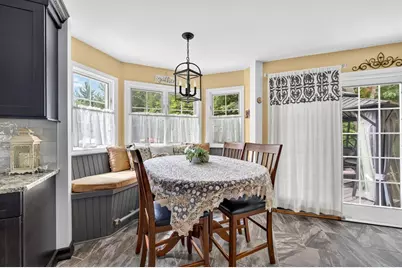 42 Medeiros Ln, Dartmouth, MA 02747 - Photo 18