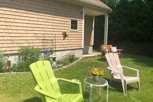 42 Medeiros Ln, Dartmouth, MA 02747 - Photo 6