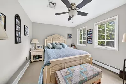 42 Medeiros Ln, Dartmouth, MA 02747 - Photo 26