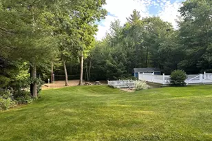 42 Medeiros Ln, Dartmouth, MA 02747 - Photo 8