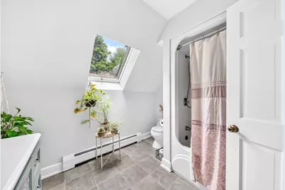 42 Medeiros Ln, Dartmouth, MA 02747 - Photo 28