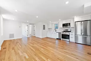 290 Washington St, Marblehead, MA 01945 - Photo 6