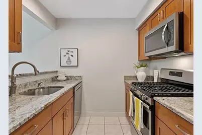 171 Swanton St #77, Winchester, MA 01890 - Photo 2