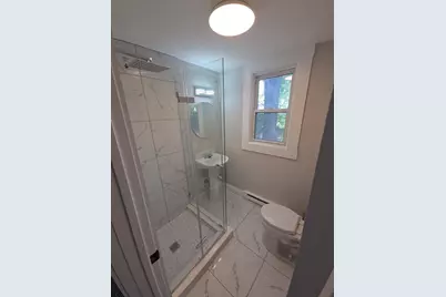 49 Corona St, Springfield, MA 01104 - Photo 10