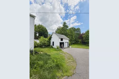 123 Grape St, Chicopee, MA 01013 - Photo 4