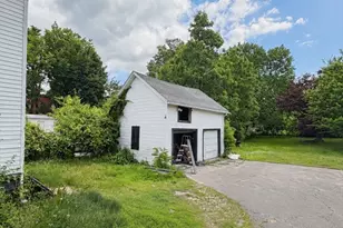 123 Grape St, Chicopee, MA 01013 - Photo 4