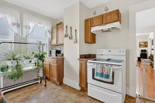 57 Corser St, Holyoke, MA 01040 - Photo 14