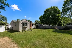 40 Partridge Dr, Springfield, MA 01119 - Photo 6