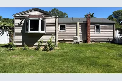 40 Partridge Dr, Springfield, MA 01119 - Photo 4