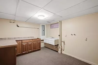 37 Woodcrest Ct, Chicopee, MA 01020 - Photo 24