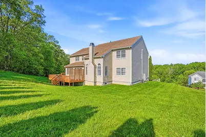 34 Hemingway St, Shrewsbury, MA 01545 - Photo 40