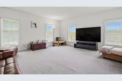 34 Hemingway St, Shrewsbury, MA 01545 - Photo 26