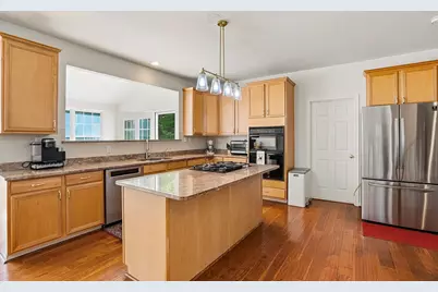 34 Hemingway St, Shrewsbury, MA 01545 - Photo 14