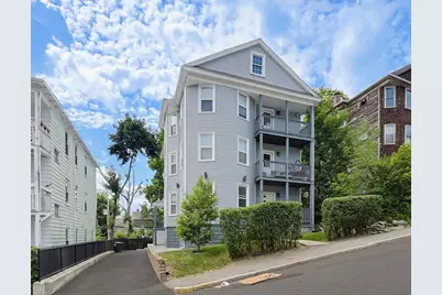 15 Stanton St, Worcester, MA 01605 - Photo 2