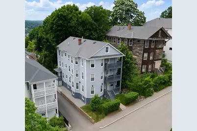 15 Stanton St, Worcester, MA 01605 - Photo 4