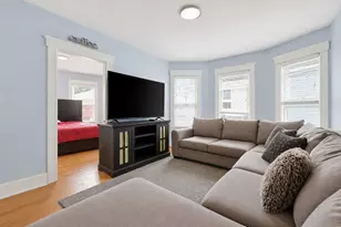 15 Stanton St, Worcester, MA 01605 - Photo 18