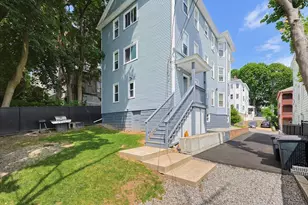 15 Stanton St, Worcester, MA 01605 - Photo 36