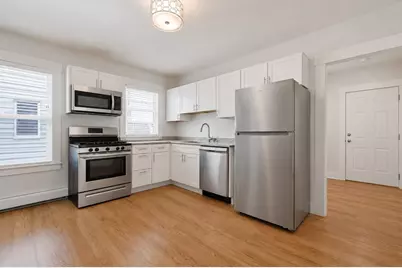 15 Stanton St, Worcester, MA 01605 - Photo 8