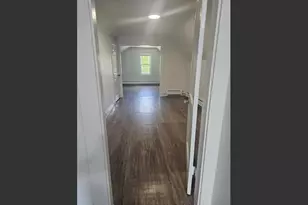 304 Wood St, Boston, MA 02136 - Photo 18