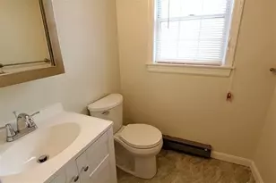 27 Fallon Ct, Quincy, MA 02169 - Photo 12