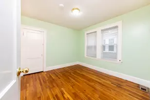 22 Priesing St, Boston, MA 02130 - Photo 6