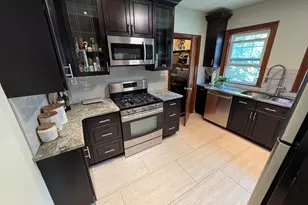 55 Bates, Watertown, MA 02472 - Photo 16