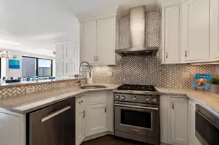 65 E India Row, Boston, MA 02110 - Photo 18