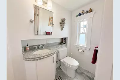 600 Shirley St #7, Winthrop, MA 02152 - Photo 6