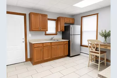 46 St. James Ave #1, Chicopee, MA 01020 - Photo 4