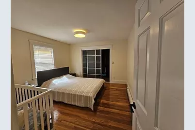 18 Banks St #1, Belmont, MA 02478 - Photo 6