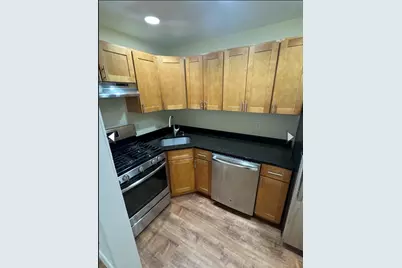 28 Centennial Pl #2L, Framingham, MA 01701 - Photo 2