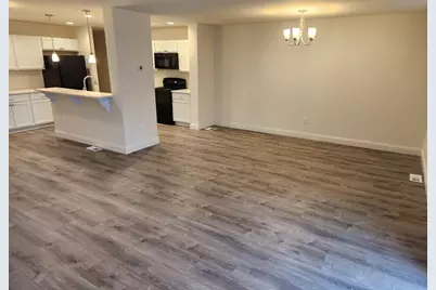 55 Everit Ave #A, Framingham, MA 01702 - Photo 2