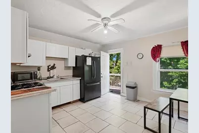 25 Wheatland Ave, Boston, MA 02124 - Photo 32