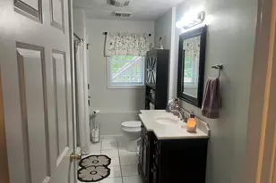 793 Montgomery, Fall River, MA 02720 - Photo 16