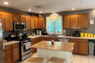 793 Montgomery, Fall River, MA 02720 - Photo 2