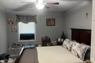 793 Montgomery, Fall River, MA 02720 - Photo 16