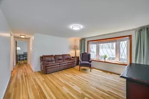 5 Dietz Ct, Boston, MA 02136 - Photo 8