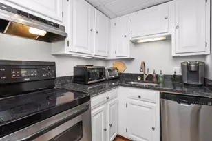 466 Commonwealth, Boston, MA 02115 - Photo 8