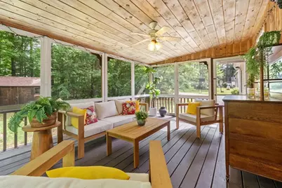 314 Maple St, Winchendon, MA 01475 - Photo 8