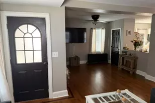 245 Clifford St, New Bedford, MA 02745 - Photo 10