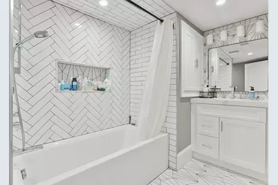 467 E 8th #1A, Boston, MA 02127 - Photo 8