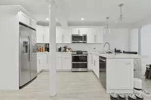467 E 8th, Boston, MA 02127 - Photo 4