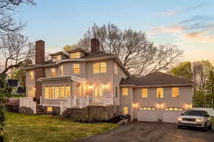 10 Rangeley Rd, Winchester, MA 01890 - Photo 2