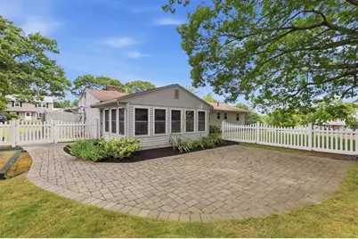 4 Surrey Ln, Peabody, MA 01960 - Photo 16