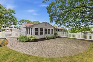 4 Surrey Ln, Peabody, MA 01960 - Photo 16