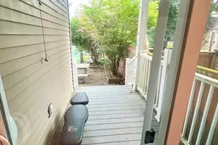 682 E 6th St, Boston, MA 02127 - Photo 8
