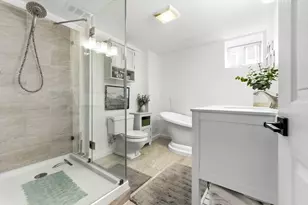 865 E 2nd, Boston, MA 02127 - Photo 18