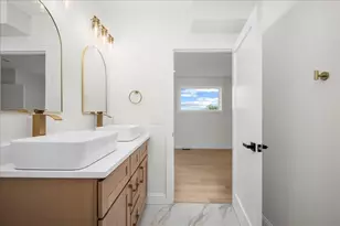 595 Broadway, Somerville, MA 02145 - Photo 20