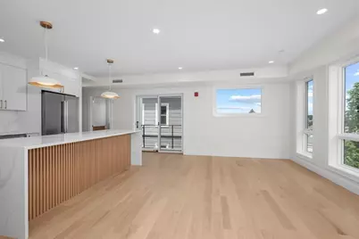 595 Broadway #302, Somerville, MA 02145 - Photo 8